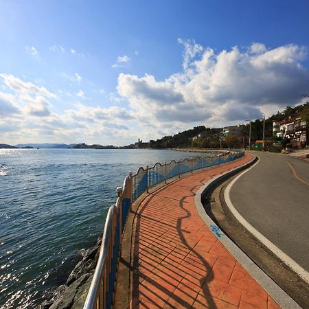 Hyacinth Pension Tongyeong Extérieur photo